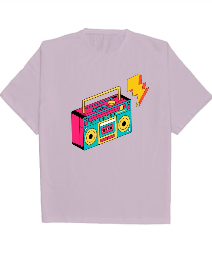  Retro Radio T-Shirt: Tune into Nostalgia Oversized - Front