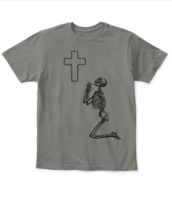 OCTAPRINT oversized t-shirt with a skeleton and a cross. - Front